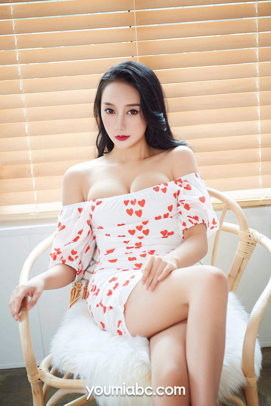 YouMi尤蜜 - 2019.05.17 冷艳美人 何嘉颖 3